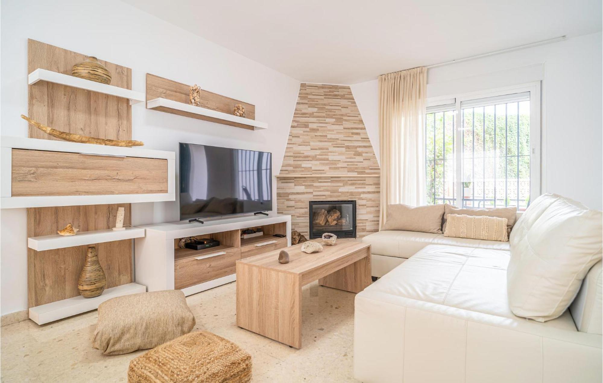 Nice Home In Velez-Malaga With Wifi Zewnętrze zdjęcie