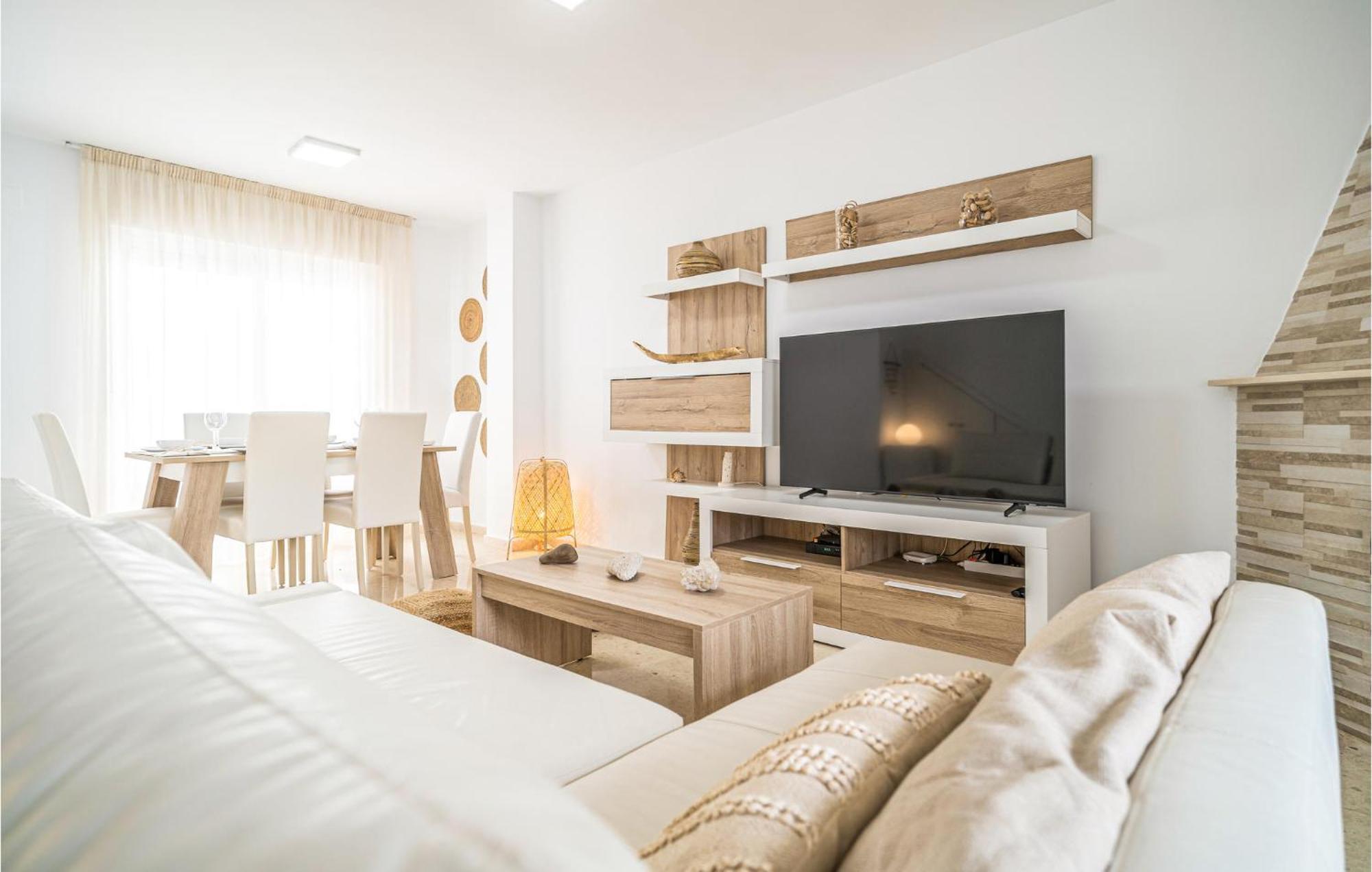 Nice Home In Velez-Malaga With Wifi Zewnętrze zdjęcie